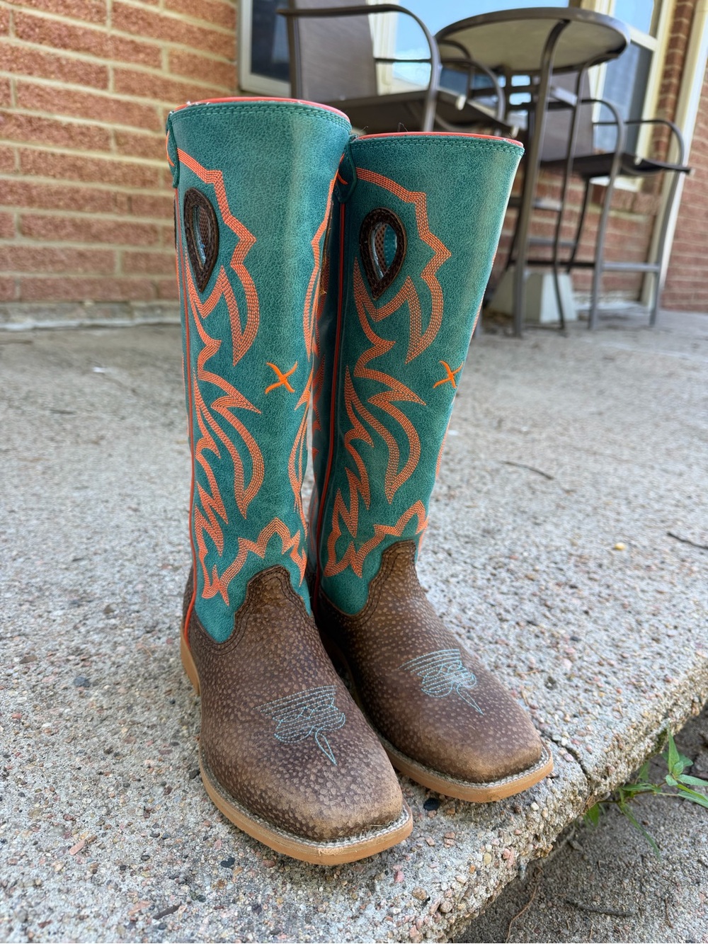 Kids 2M twisted X boots